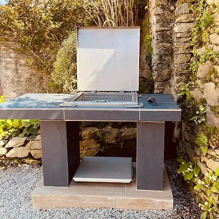 Sur Le Chemin De La Prázdninový dům