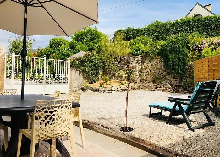 Holiday home Sur Le Chemin De La *