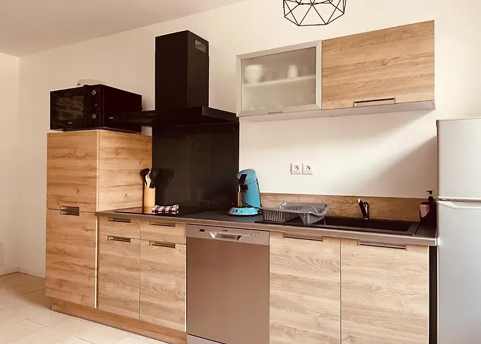 Sur Le Chemin De La Holiday home *